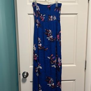 Beautiful Blue Floral Strapless Maxi Dress